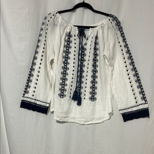 Chelsea & Theodore White and Blue Tie Front Blouse